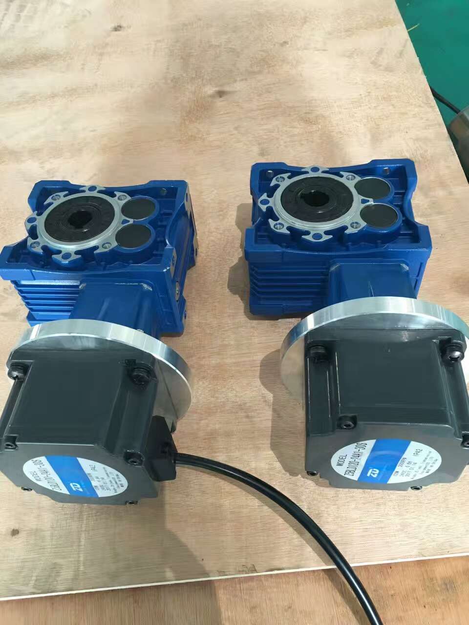 无刷电机减速机.jpg
